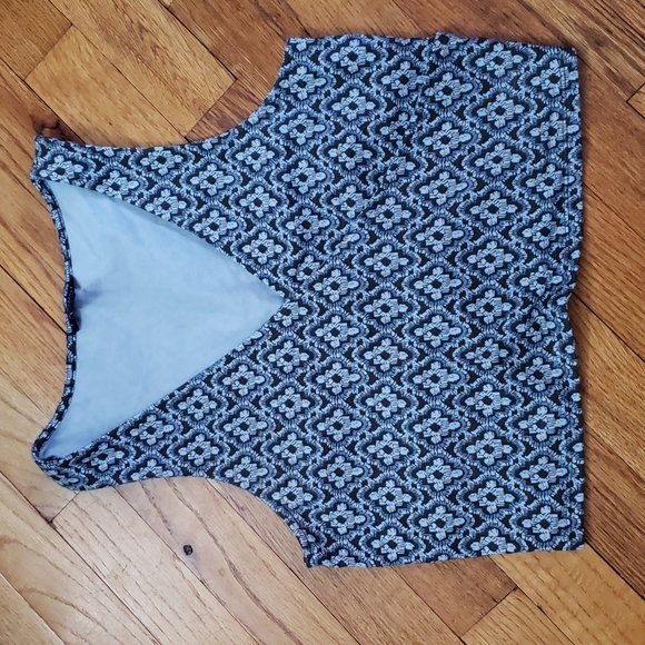 Aeropostale Tops - 🏷 5 for $20 AERO Crop Top